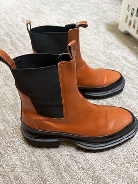 All Saints Lugsole Chelsea boots